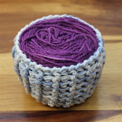 Yarn Cake Cozy Pattern