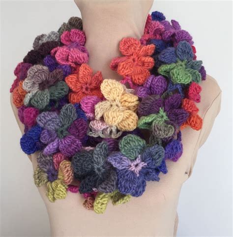 Yarn Flowers Scarf