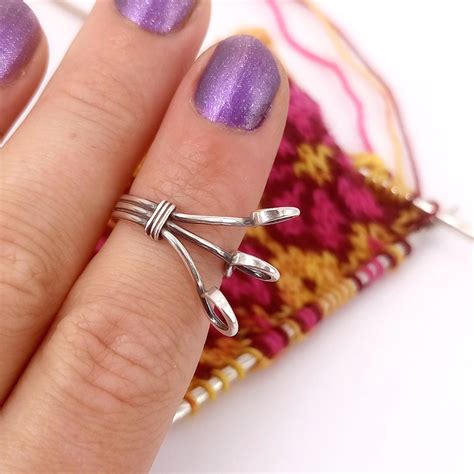 Yarn Guide Knitting Ring