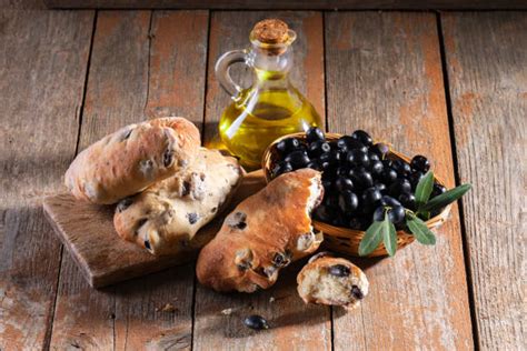 Yeast Breads From Italy