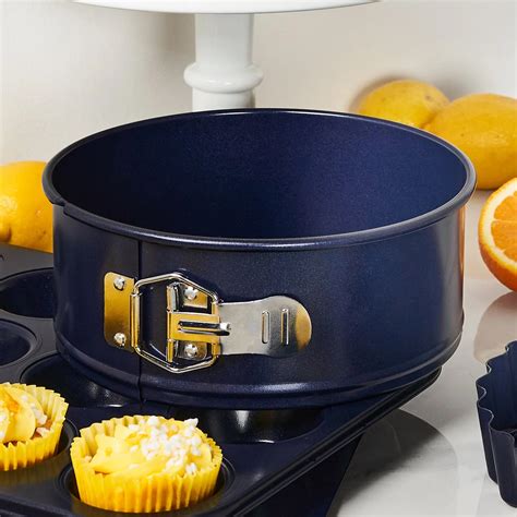 Yellow Cake Springform Pan
