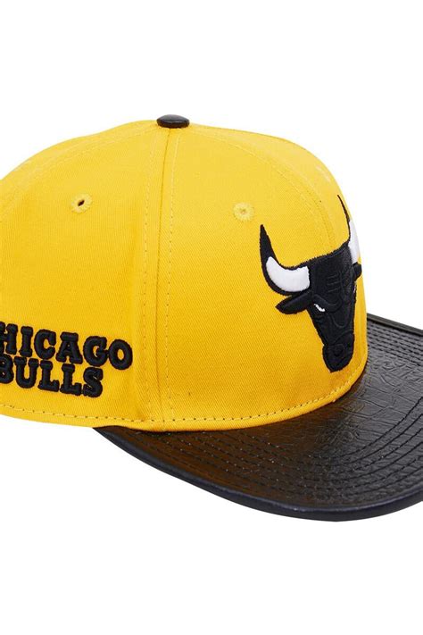 yellow chicago bulls hat