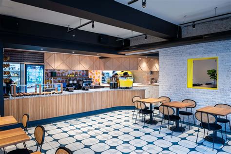 Unlock the Vibrant Secrets of Yellow Georgetown: A Colorful History