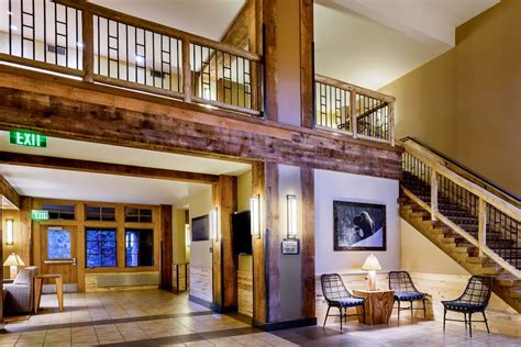 yellowstone hotels inside park reservations