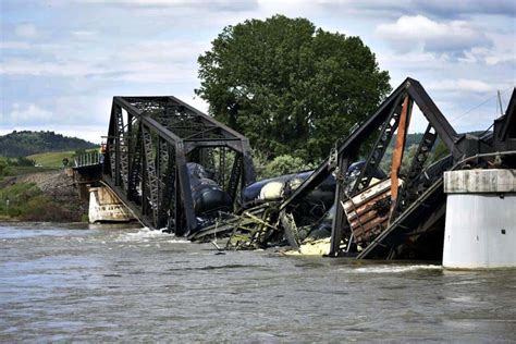 yellowstone river bridge collapse