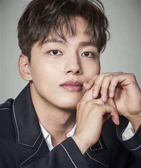 yeo jin goo bio