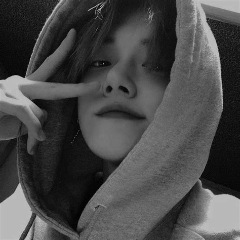 Yeonjun Hidden Face Wallpaper