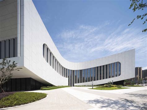 Indoor Cross Floor The Yibin Science and Technology Museum by TJAD