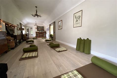 yoga studios glasgow