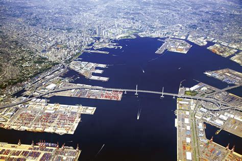 yokohama tokyo port location