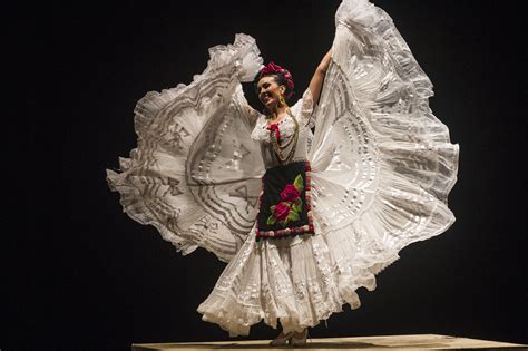 youtube ballet folklorico de amalia hernandez