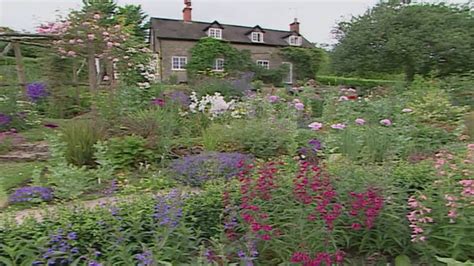 youtube cottage gardens videos