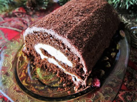Yule Log Cake (Bûche de Noël) Recipe Holiday desserts, Holiday