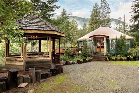 Redwood Forest Yurt Camping / Redwood Canopy Stars / It can be done and