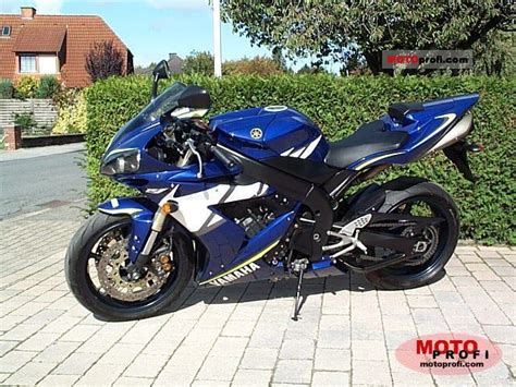 2005 Yamaha YZF R1