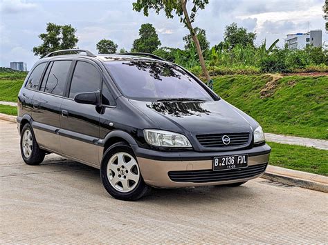 Unveiling the Zafira: A Luxurious Experience You Can't Miss