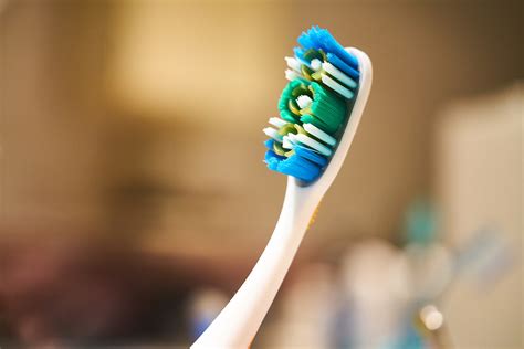 Zahnprothese mit Backpulver reinigen so geht's FOCUS.de