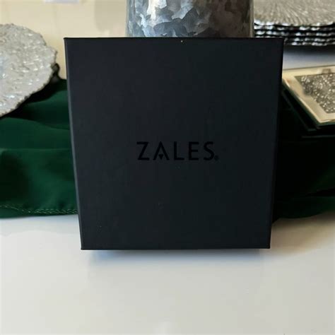 Zales Gift Box