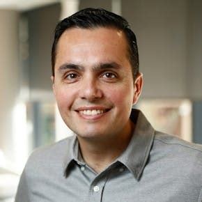 5 Facts Zeke Hernandez