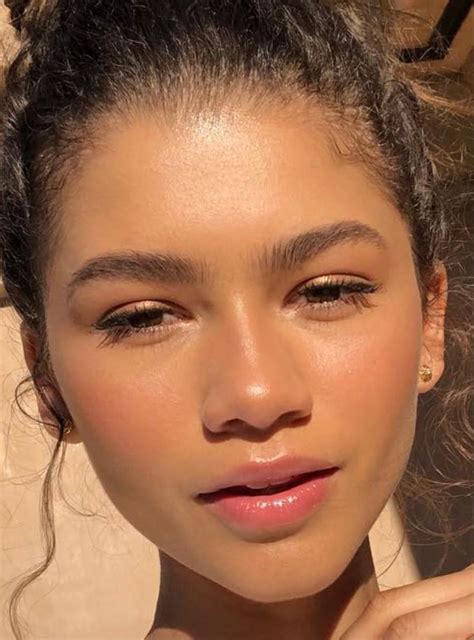 Zendaya Portrait No Makeup