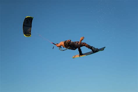 Zian Kiteboarding