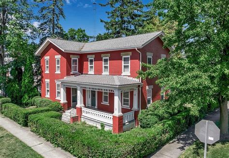 Zillow Clarence Center