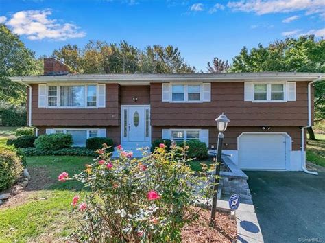 zillow ct waterfront