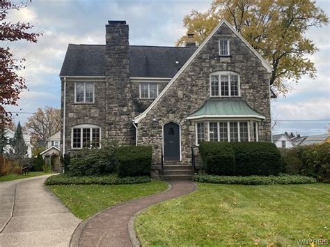 Zillow Deerhurst Kenmore