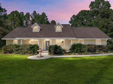 zillow fort white fl