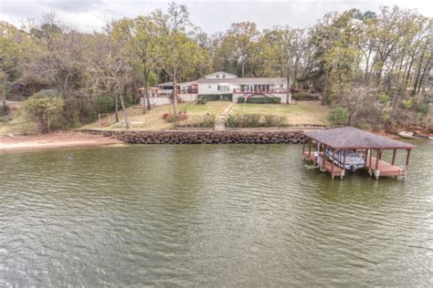 zillow lake palestine tx