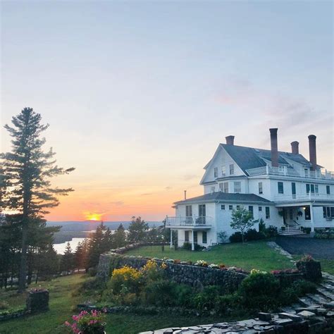 Zillow Moosehead Lake