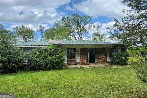 Zillow Pine Apple Alabama