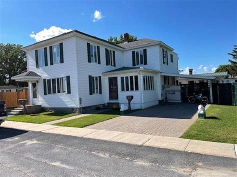 Zillow Rouses Point Ny