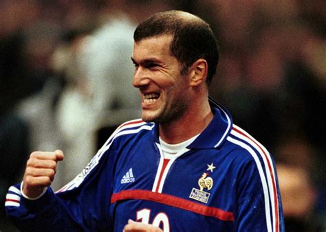 zinedine zidane with hair