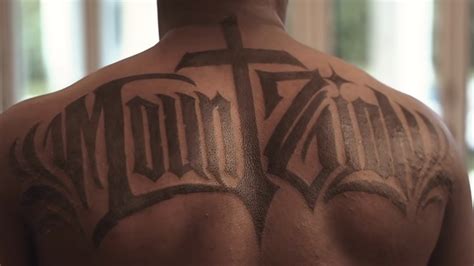 zion williamson back tattoo
