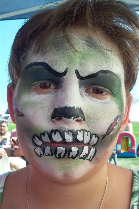 Zombie Face Paint Simple