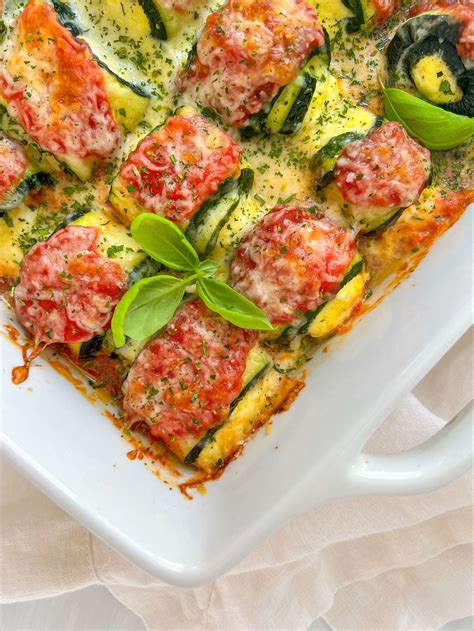 zucchini ricotta lasagna roll ups