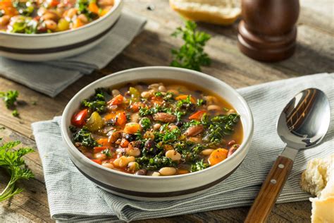 zuppa cavolo nero e fagioli