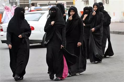 伊朗女性头巾